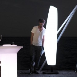 Lampadaire Blanca Vondom Outdoor H220 avec Fil Lampadaire Blanca Vondom Outdoor H220 avec Fil