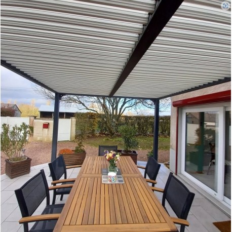 Pergola bioclimatique Habrita 21.5 m2 Aluminium anthracite et toit avec lames écru