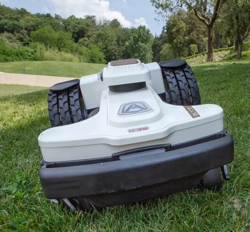 Robot lawn mower Ambrogio L4.36 Elite 6000m2 NEXTline
