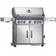 Churrasqueira a gás Napoleon Rogue® PRO-S 625 RSIB em aço inoxidável SIZZLE ZONE™ 7 com queimador lateral e traseiro